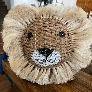 Woven Lion Home Accent in Brown and Cream